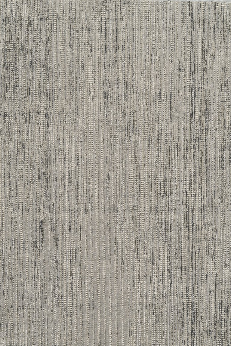 Photo of maxim taupe