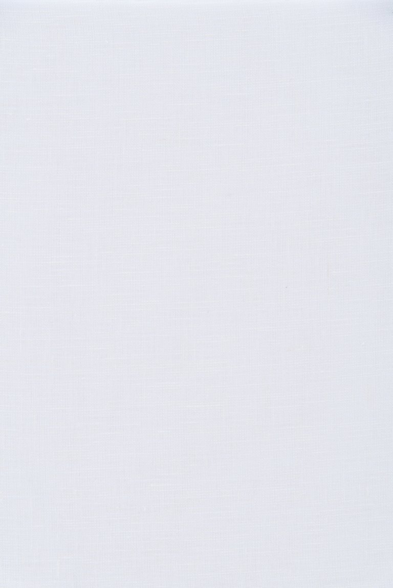 Photo of quiet white