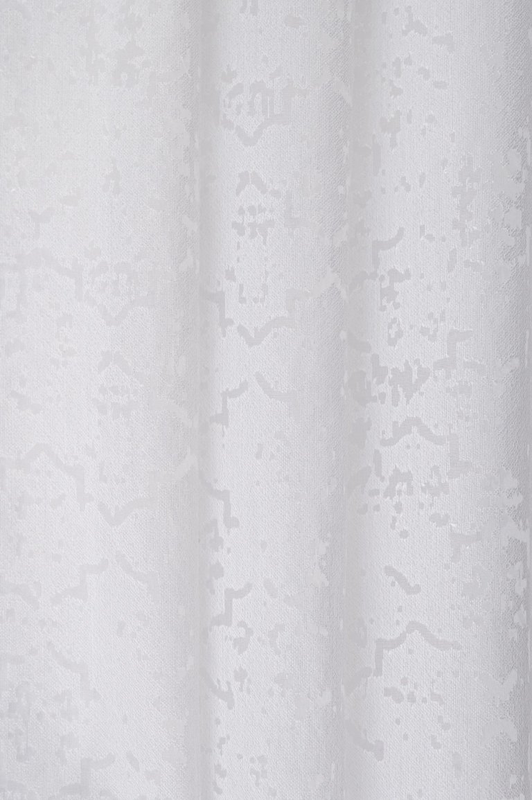 Photo of quiz off white