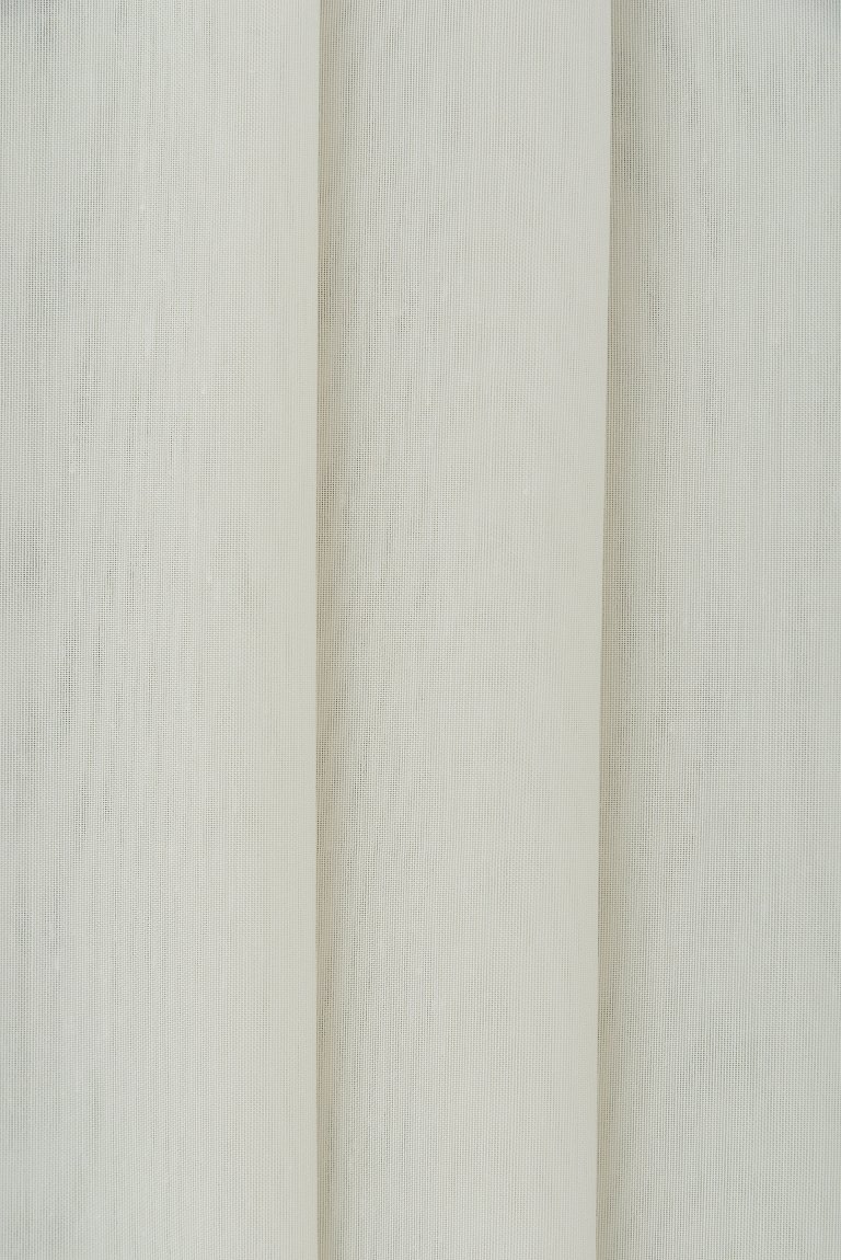 Photo of sithonia off white