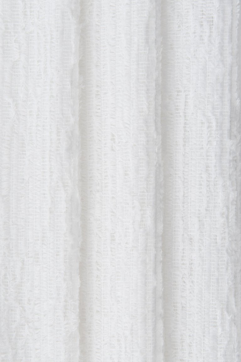 Photo of surprise white